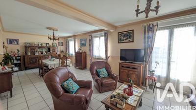 Maison - 136 m² - 6 pièces