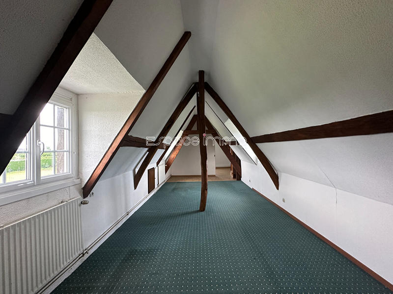 Maison - 213 m² - 7 pièces