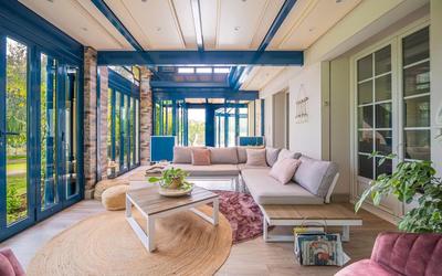 Maison traditionnelle - 261 m² - 6 pièces