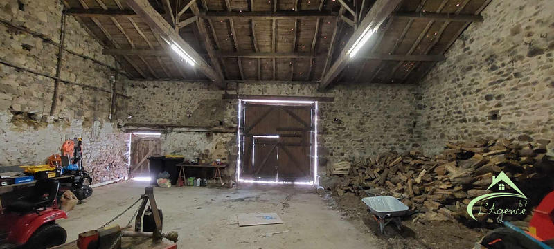 Maison traditionnelle - 105 m² - 5 pièces