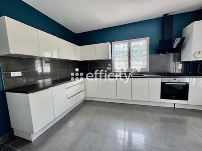 Maison - 118 m² - 6 pièces