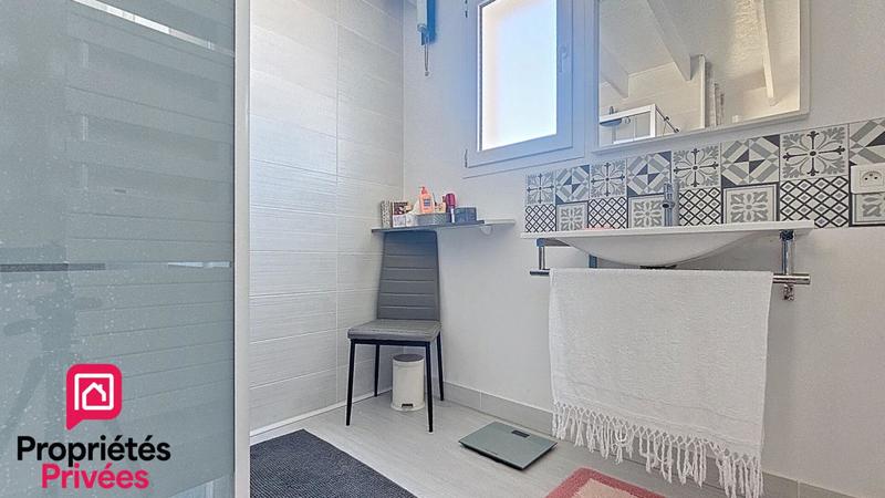 Maison - 440 m² - 5 pièces