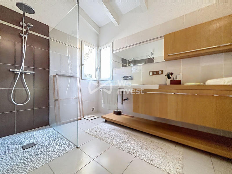 Villa - 183 m² - 5 pièces