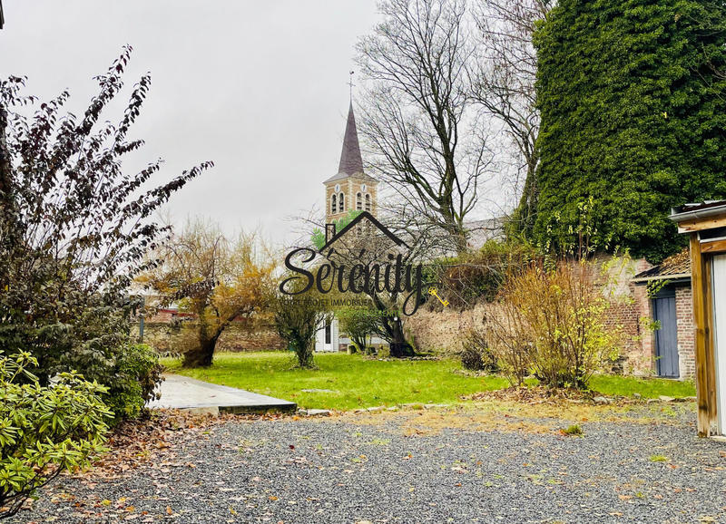 Maison - 260 m² - 6 pièces