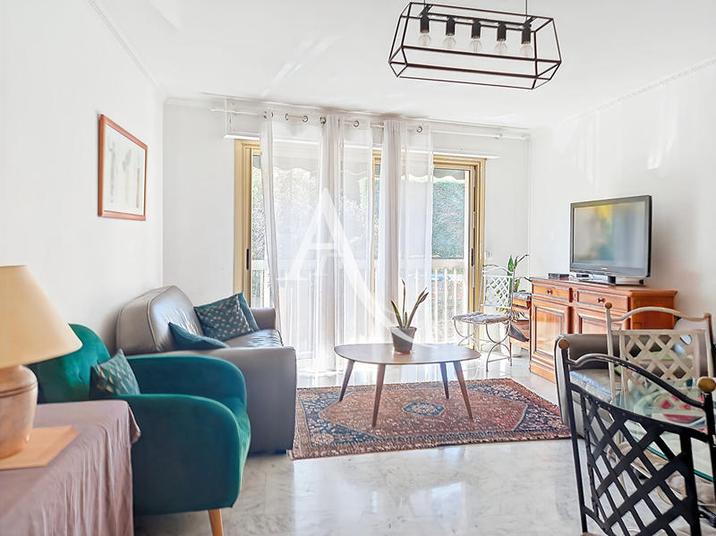 Appartement - 76 m² - 3 pièces