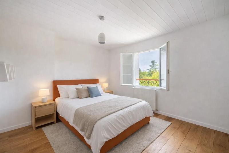 Maison - 143 m² - 6 pièces