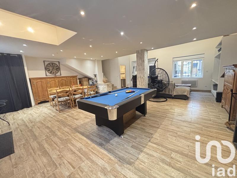 Maison - 180 m² - 6 pièces