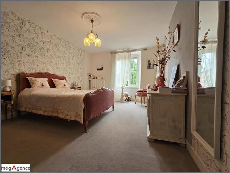 Maison de campagne - 230 m² - 7 pièces