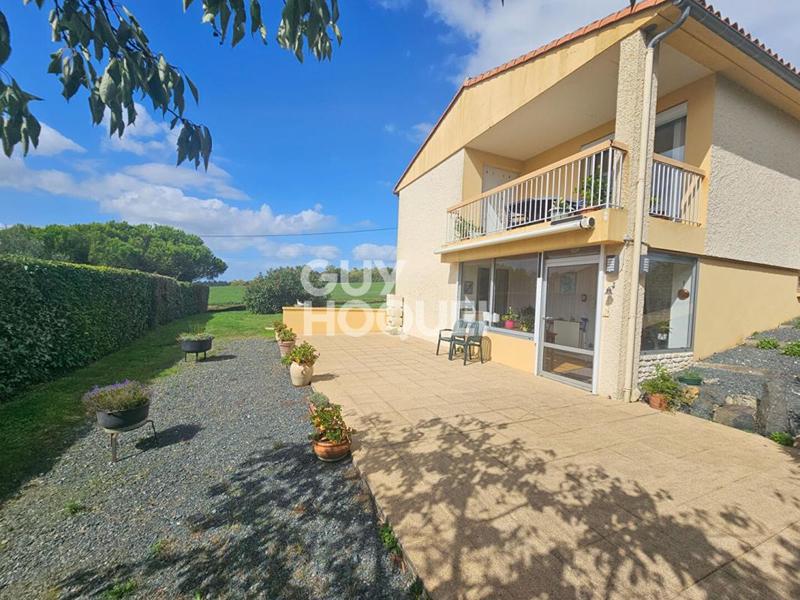 Maison - 150 m² - 8 pièces