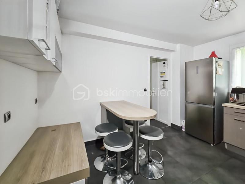 Maison - 108 m² - 7 pièces