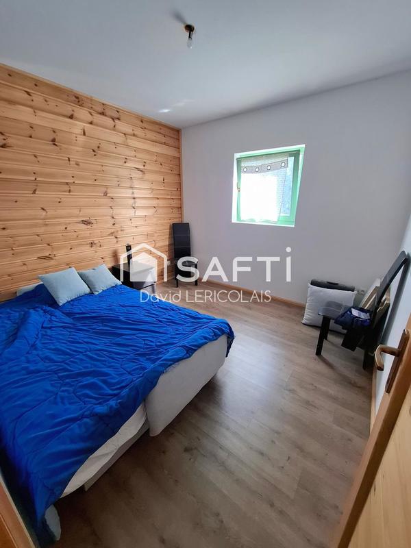 Maison - 90 m² - 5 pièces