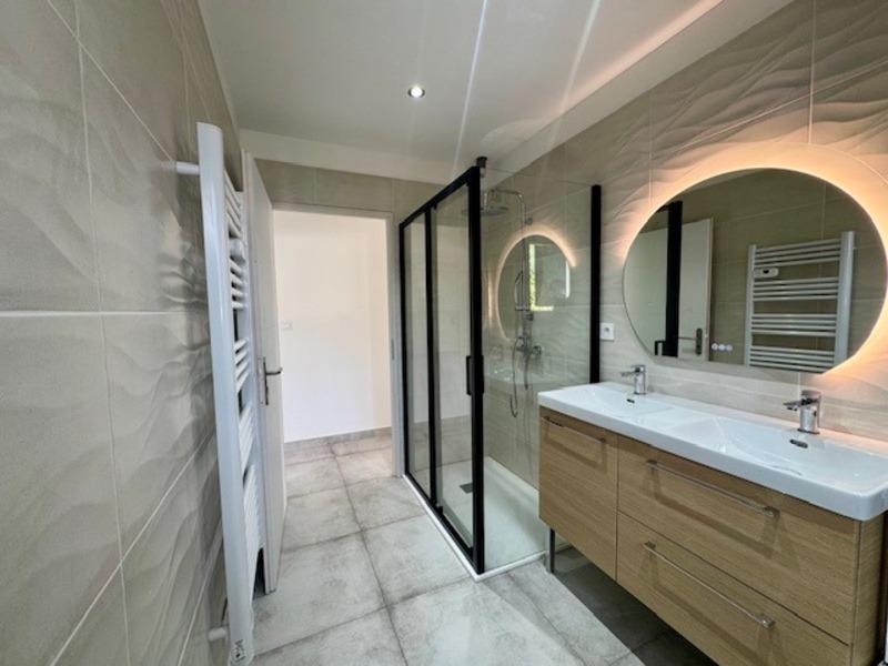 Maison - 92 m² - 5 pièces