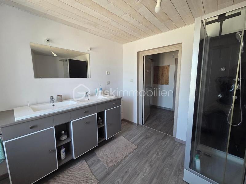 Maison de village - 254 m² - 10 pièces