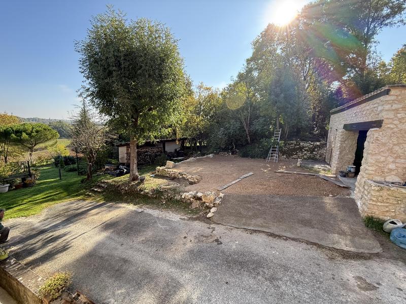 Maison en pierre - 279 m² - 6 pièces