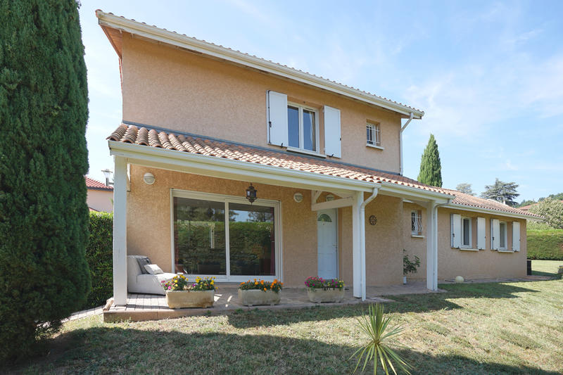 Maison - 190 m² - 7 pièces