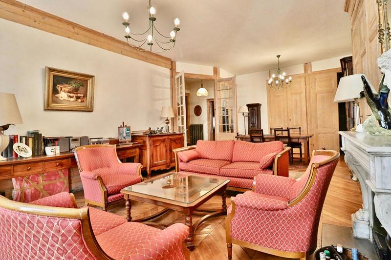 Appartement - 144 m² - 5 pièces