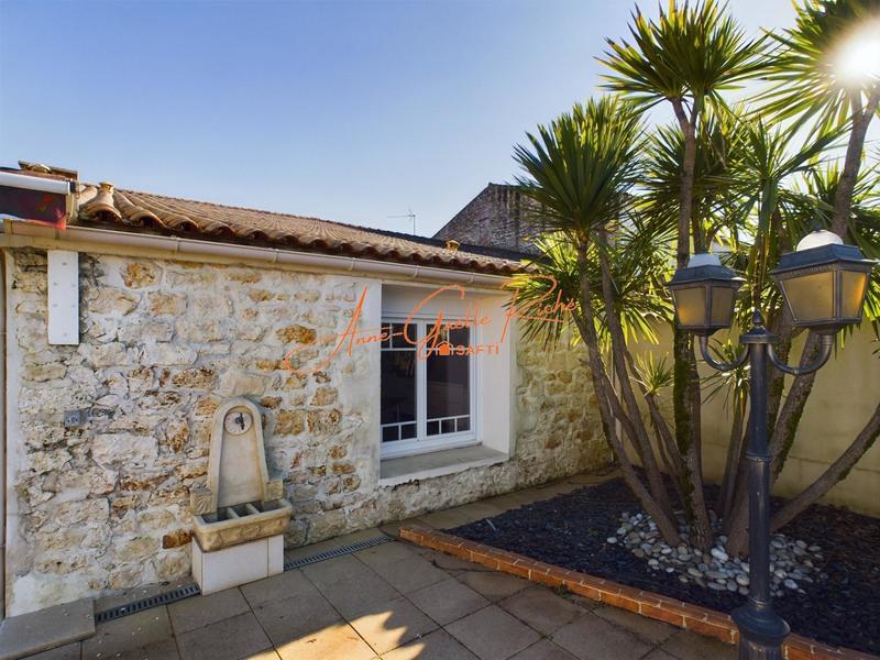 Maison - 186 m² - 6 pièces