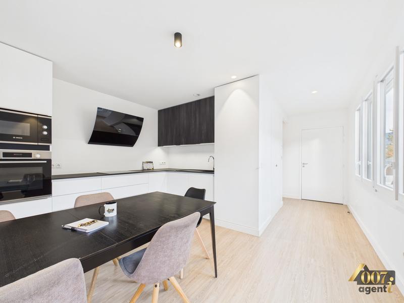 Appartement - 75 m² - 3 pièces