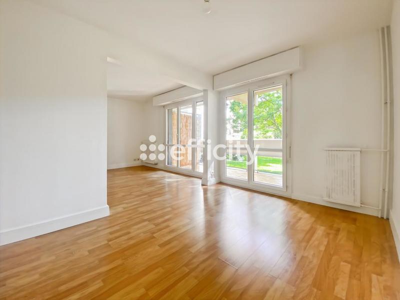Appartement - 94 m² - 5 pièces