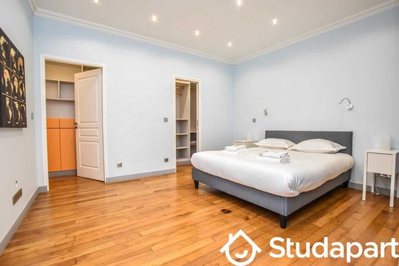 Appartement - 90 m² - 3 pièces