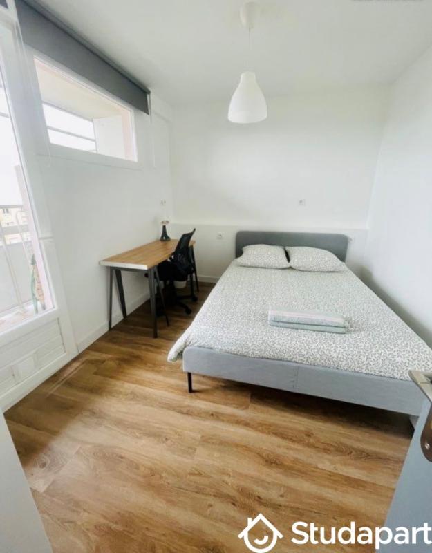 Chambre - 11 m² - 1 pièce