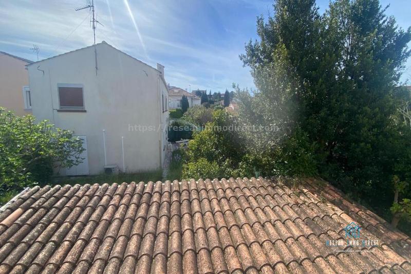 Maison traditionnelle - 254 m² - 11 pièces