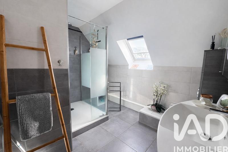 Maison - 112 m² - 5 pièces