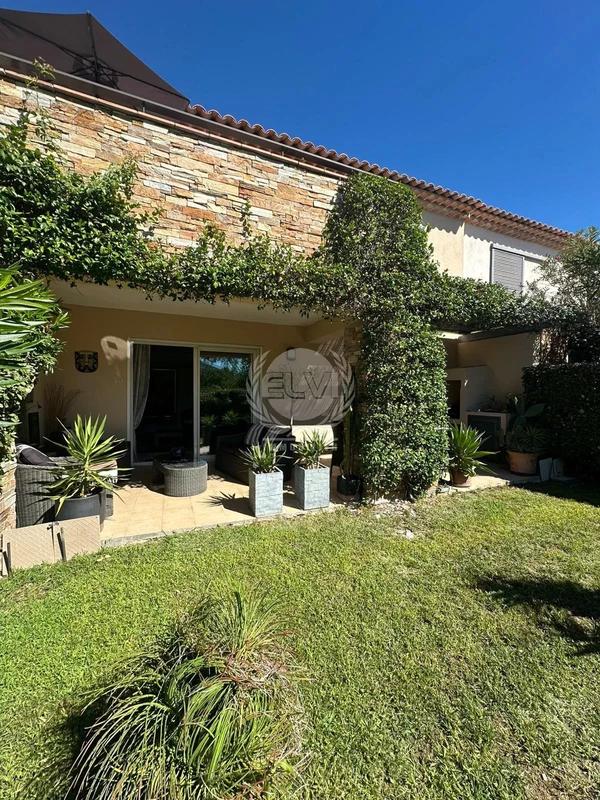 Maison - 89 m² - 3 pièces