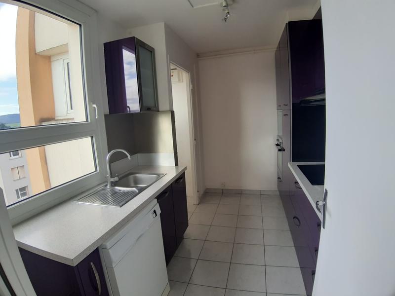 Appartement - 81 m² - 5 pièces