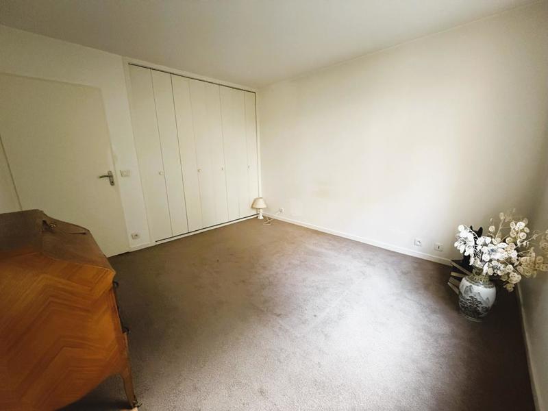 Appartement - 99 m² - 5 pièces