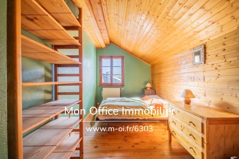 Châlet - 141 m² - 8 pièces