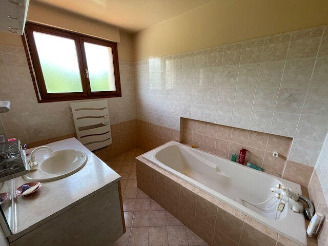 Maison - 174 m² - 6 pièces