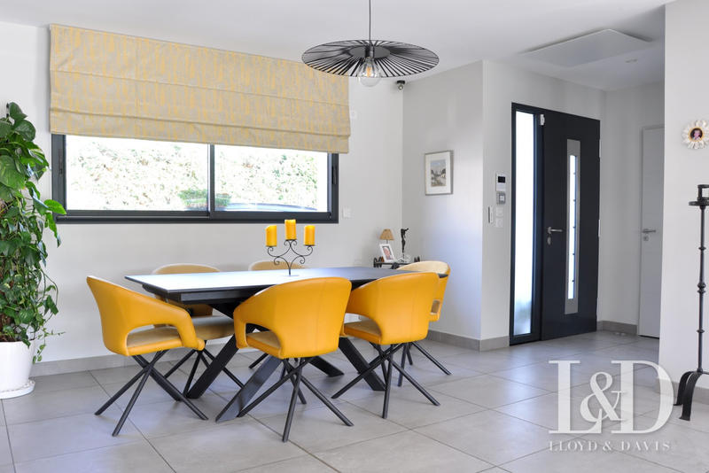 Villa - 178 m² - 6 pièces