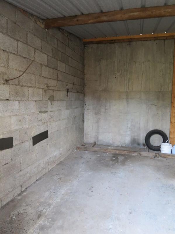 Parking / Garage - 230 m²