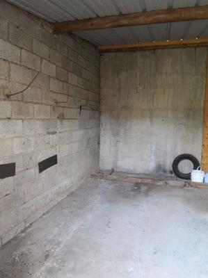 Parking / Garage - 230 m²