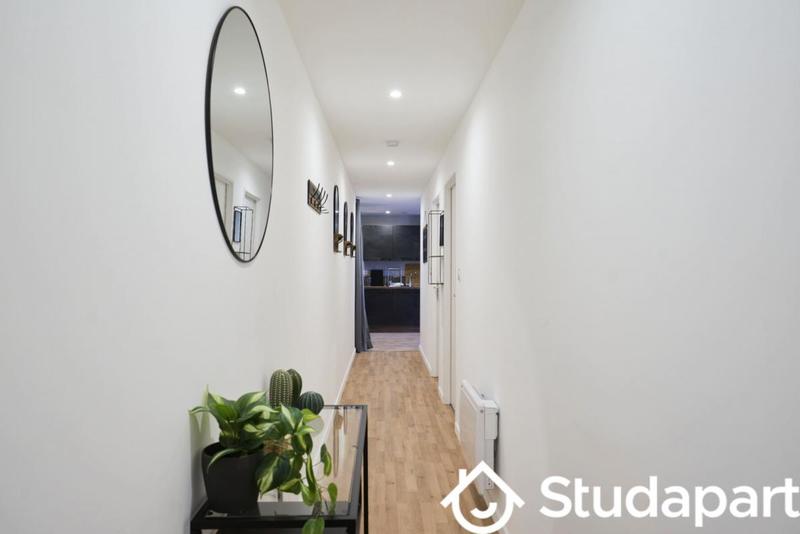 Chambre - 13 m² - 1 pièce