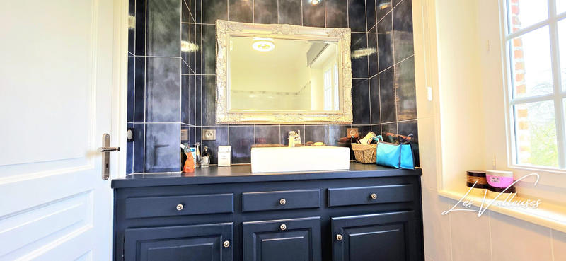 Maison - 300 m² - 8 pièces