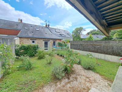 Maison - 93 m² - 4 pièces