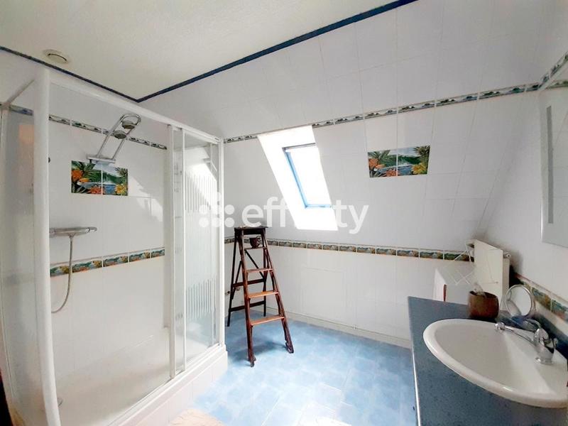 Maison - 200 m² - 7 pièces