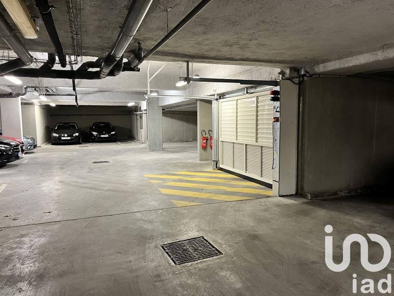 Parking - 18 m²