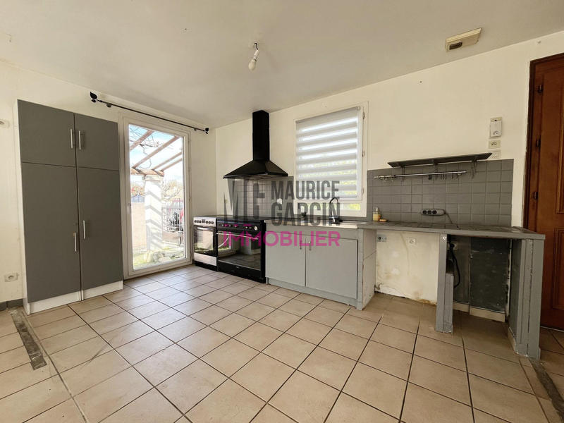 Maison - 95 m² - 4 pièces
