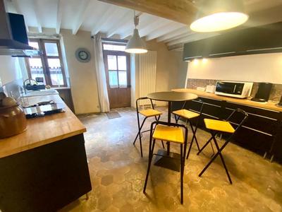 Maison - 95 m² - 4 pièces