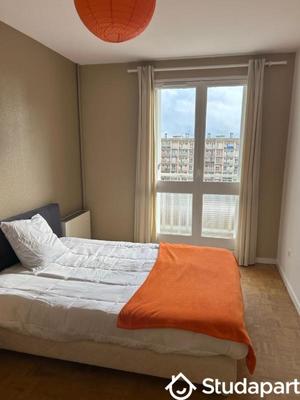 Chambre - 12 m² - 1 pièce