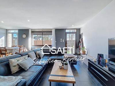 Maison - 180 m² - 5 pièces