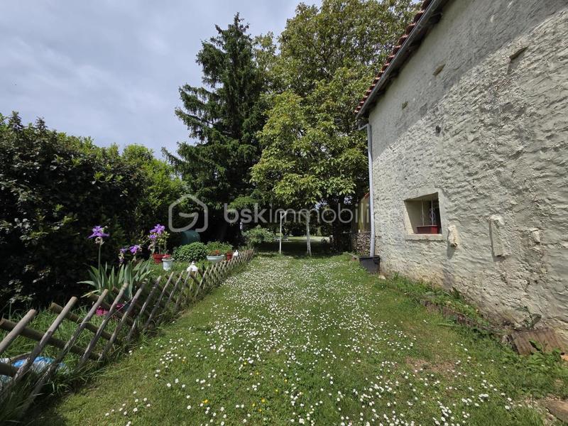 Maison ancienne - 223 m² - 6 pièces