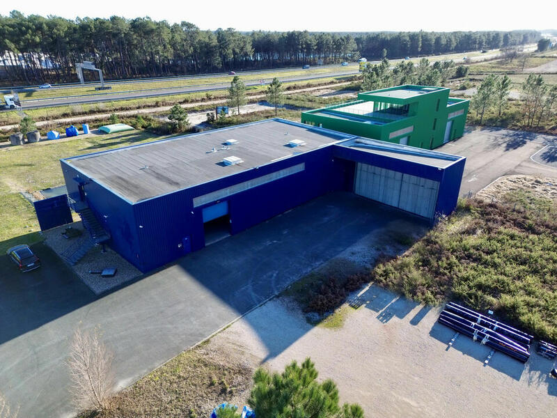 Local d'activité / Entrepôt - 718 m²