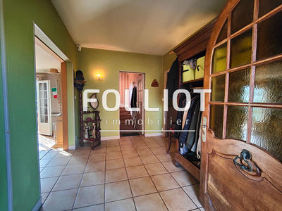 Maison - 239 m² - 5 pièces