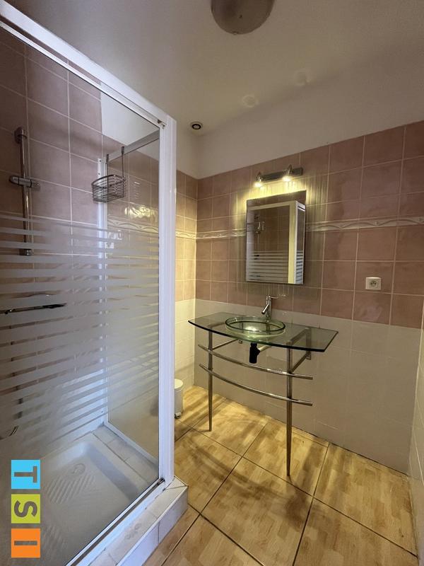 Maison - 169 m² - 5 pièces