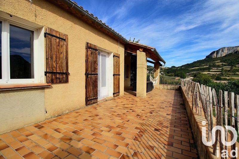 Maison - 104 m² - 4 pièces