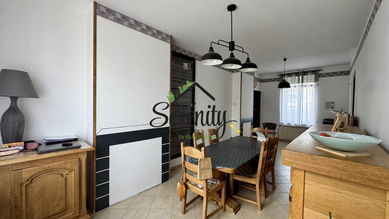 Maison - 180 m² - 8 pièces